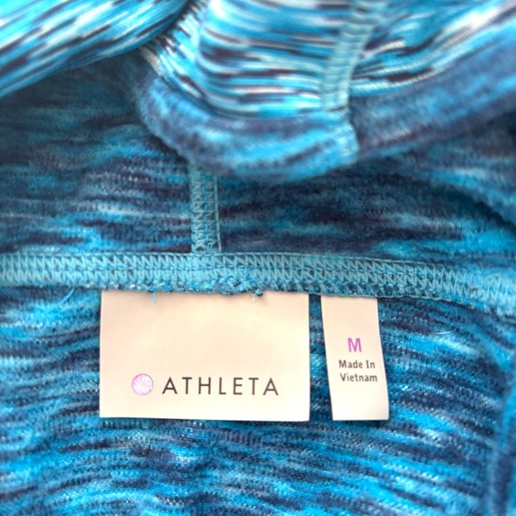 Athleta Blue Space Dye Thumb Hole Curve High Live Hem Funnel Neck Sweater Size M - Picture 13 of 16